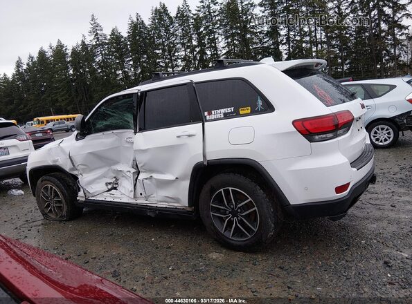 1C4RJFLT6MC669018 2021 JEEP GRAND CHEROKEE White Widok wnętrza 360 stopni