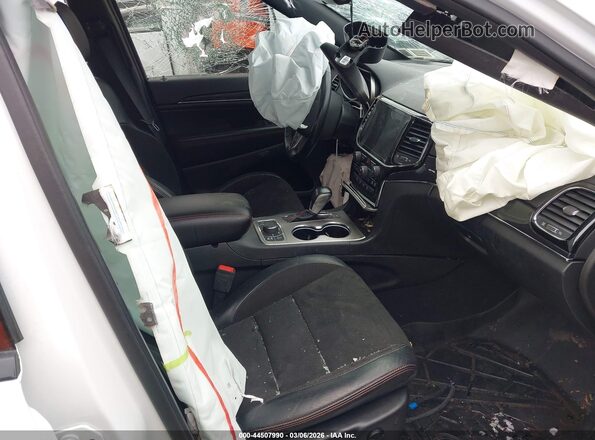 1C4RJFLT8MC518522 2021 JEEP GRAND CHEROKEE White Вид салону спереду