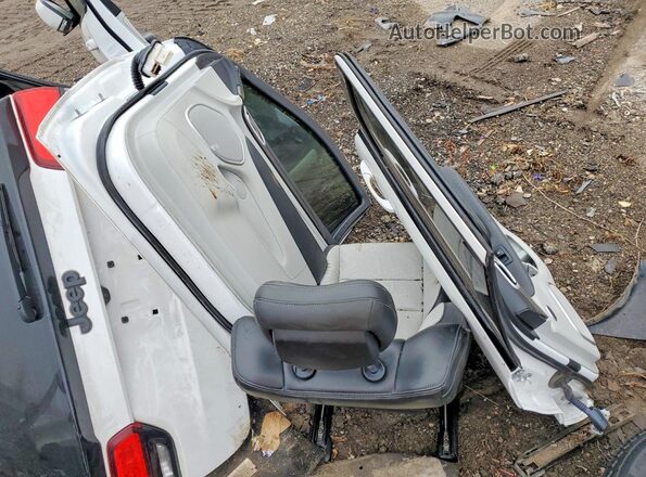 1C4RJFN90MC740361 2021 JEEP GRAND White Rear seats view