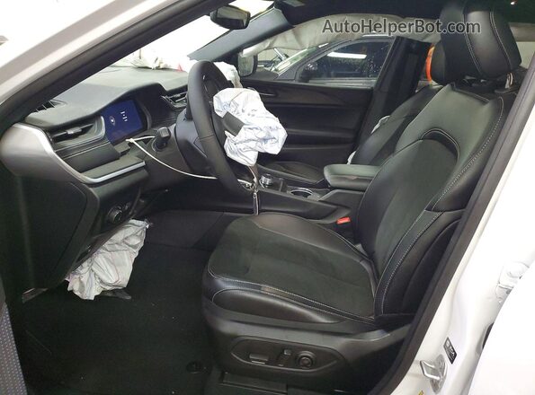 1C4RJHAG7SC271136 2025 JEEP GRAND White წინა სალონის ხედი