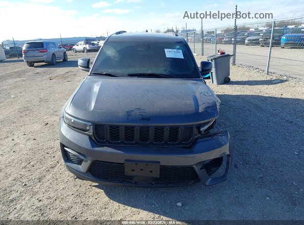 1C4RJHAG9SC290335 2025 JEEP GRAND CHEROKEE Gray Vista interior trasera