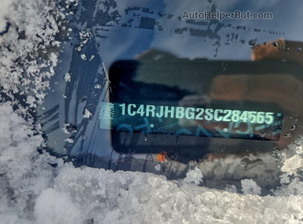 1C4RJHBG2SC284665 2025 JEEP GRAND Black Vista del compartimento del motor