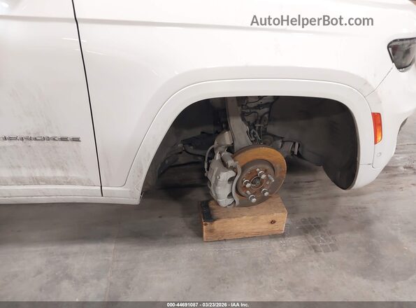 1C4RJHDG3PC506392 2023 JEEP GRAND CHEROKEE White Вид спереду
