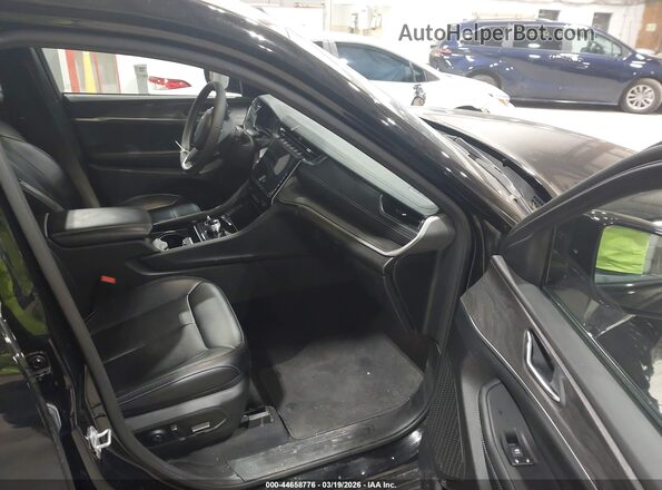 1C4RJKBG0R8550680 2024 JEEP GRAND CHEROKEE L Черный Вид салона спереди