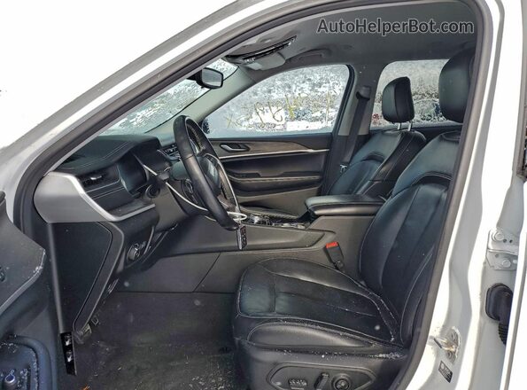 1C4RJKBG2M8157921 2021 JEEP GRAND White Front interior view