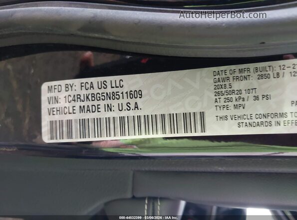 1C4RJKBG5N8511609 2022 JEEP GRAND CHEROKEE L Black Engine compartment view