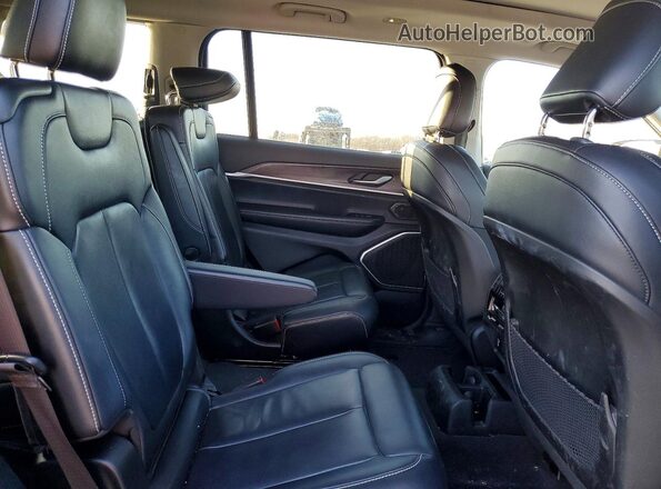 1C4RJKBG5N8513831 2022 JEEP GRAND White Vista interior trasera