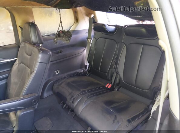 1C4RJKBG9M8101944 2021 JEEP GRAND CHEROKEE L Бордовый Панорамный вид салона 360°