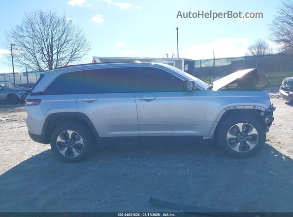 1C4RJYB64PC626079 2023 JEEP GRAND CHEROKEE 4XE Silver Вид щитка приладів