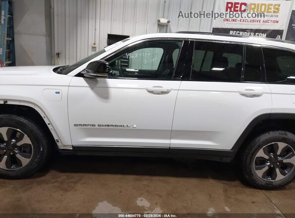 1C4RJYB68R8959391 2024 JEEP GRAND CHEROKEE 4XE White 