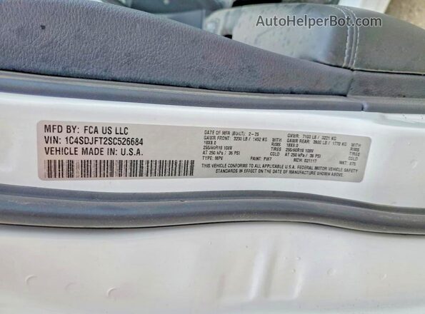 1C4SDJFT2SC526684 2025 DODGE DURANGO Белый Вид наклейки с VIN-кодом