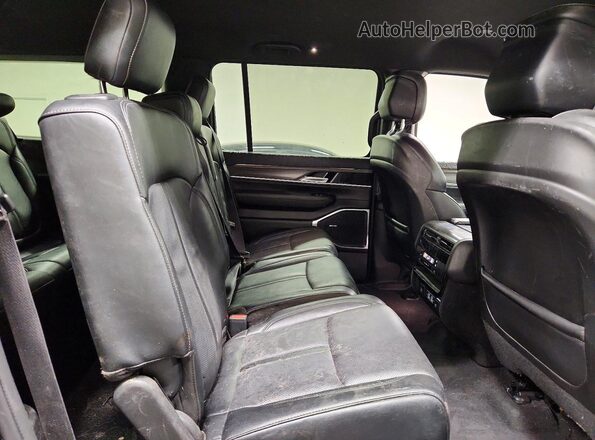 1C4SJSDP4RS171814 2024 JEEP WAGONEER Black Rear interior view