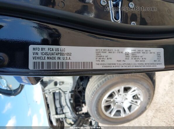 1C4SJUAT4PS551052 2023 JEEP WAGONEER Black Widok komory silnika