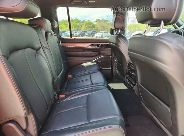 1C4SJVBP8SS528387 2025 JEEP WAGONEER White Vista interior trasera