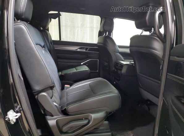 1C4SJVBP9TS160271 2026 JEEP GRAND Black Սալոնի հետևի տեսք