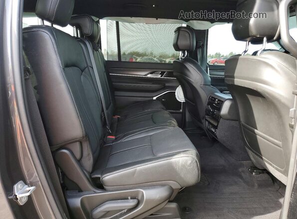1C4SJVDP1PS545746 2023 JEEP WAGONEER Gray Вид задньої частини салону