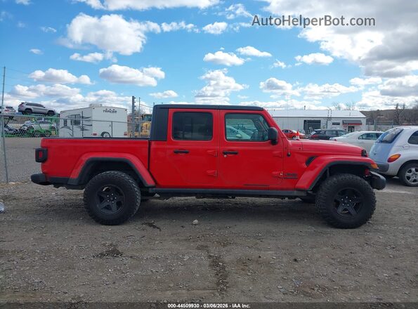 1C6JJTAM3ML513260 2021 JEEP GLADIATOR Red Rear interior view
