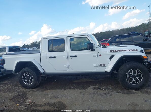1C6RJTBG5TL166377 2026 JEEP GLADIATOR White Widok wnętrza z tyłu