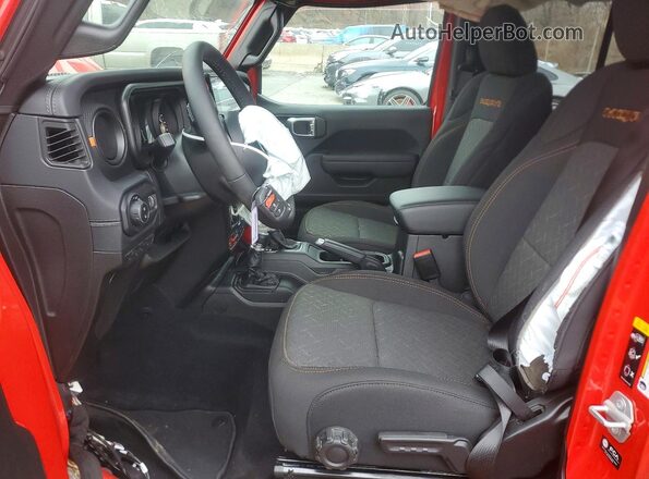 1C6RJTEG5TL153558 2026 JEEP GLADIATOR Red Вид салону спереду