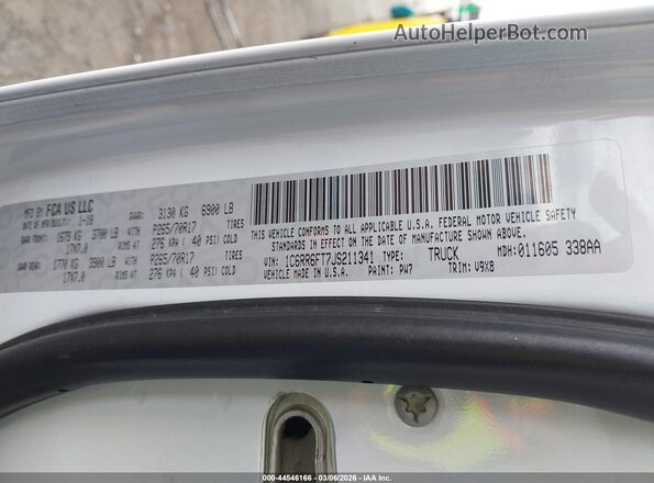 1C6RR6FT7JS211341 2018 RAM 1500 White 