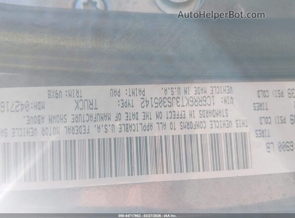 1C6RR6KT3JS305142 2018 RAM 1500 Gray Շարժիչի բաժամունքի տեսք