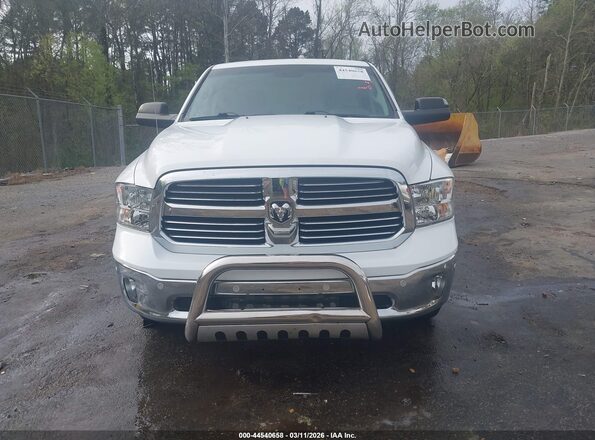 1C6RR6LMXJS225604 2018 RAM 1500 White 