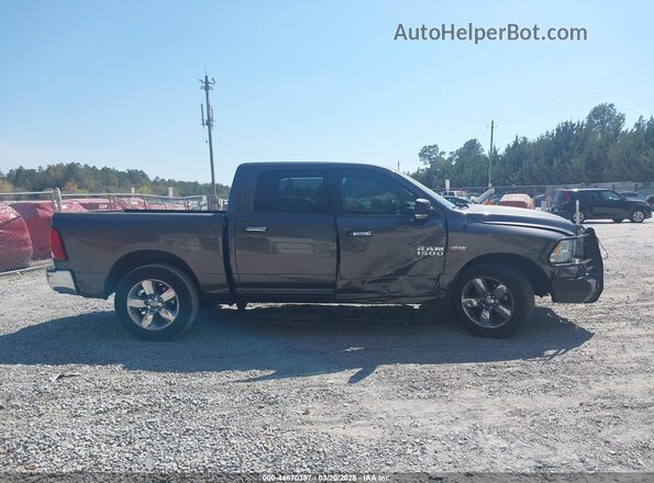 1C6RR6LT2GS394547 2016 RAM 1500 Gray Սալոնի հետևի տեսք