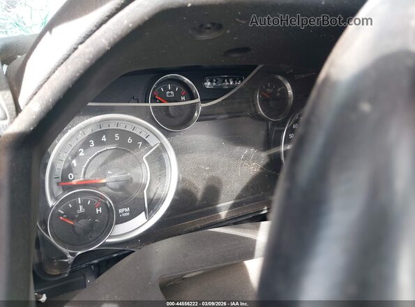 1C6RR6LT3JS350354 2018 RAM 1500 Black Widok tylnych siedzeń