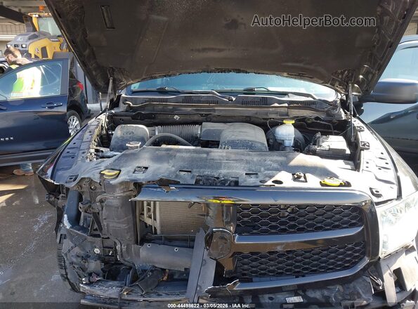 1C6RR7FG6JS345251 2018 RAM 1500 Black Вид ззаду