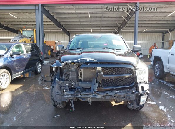 1C6RR7FG6JS345251 2018 RAM 1500 Black Вид щитка приладів