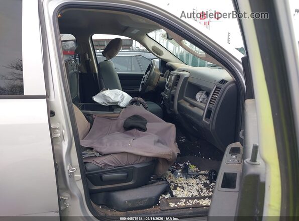 1C6RR7FT5HS809881 2017 RAM 1500 Silver 