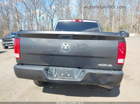 1C6RR7FT5JS351104 2018 RAM 1500 Black 