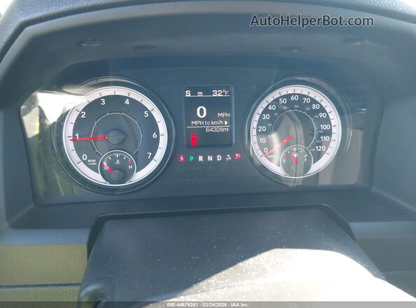 1C6RR7GG6MS513845 2021 RAM 1500 CLASSIC Black Вид задніх сидінь