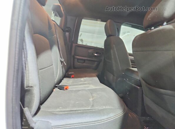 1C6RR7GT2MS571481 2021 RAM 1500 White უკანა სავარძლების ხედი