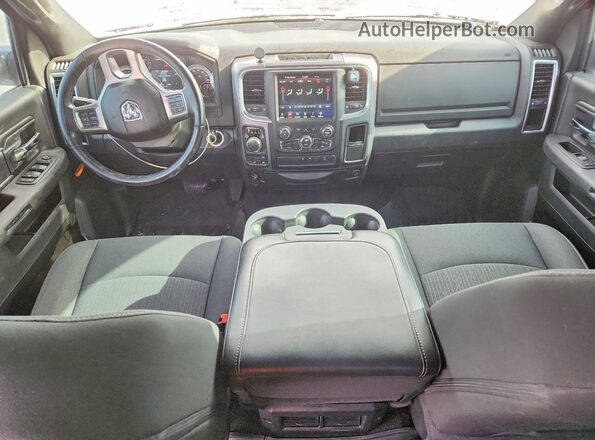1C6RR7LG5MS513616 2021 RAM 1500 Red Առջևի վահանակի տեսք