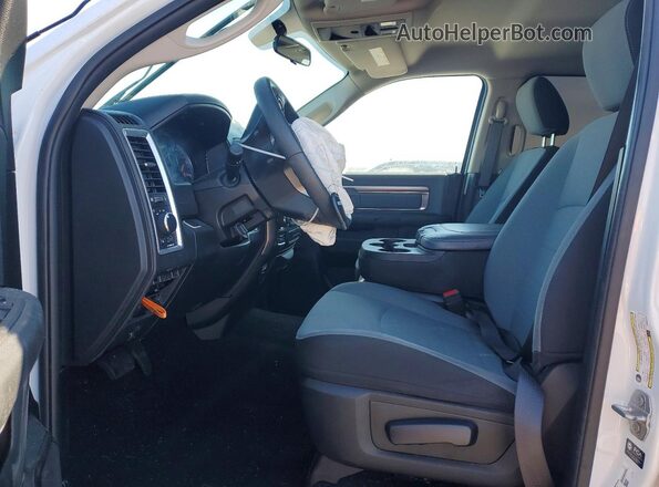 1C6RR7LG8MS532127 2021 RAM 1500 White Front interior view