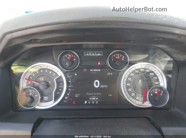 1C6RR7LT4JS237728 2018 RAM 1500 Black Հետևի նստատեղերի տեսք