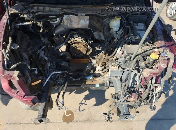 1C6RR7NM3JS231991 2018 RAM 1500 Темно-бордовый Вид задней части салона
