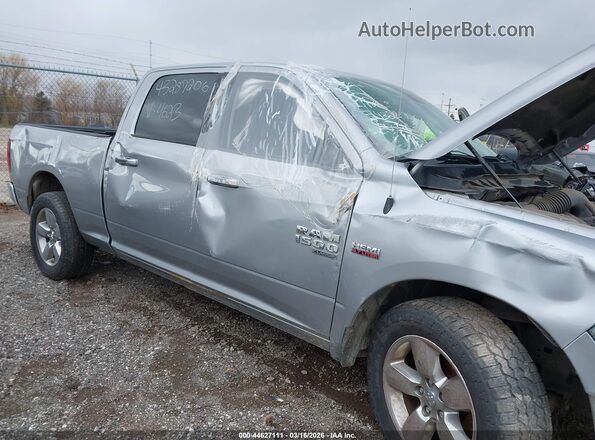 1C6RR7TT2KS654623 2019 RAM 1500 CLASSIC Silver 