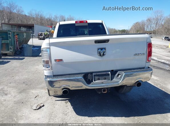 1C6RR7VT2HS815168 2017 RAM 1500 White 