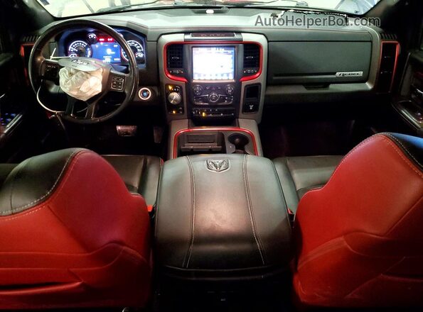 1C6RR7YT3GS102158 2016 RAM 1500 Charcoal Вид панелі приладів