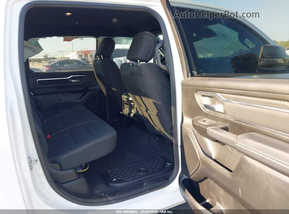 1C6RREFG3SN570196 2025 RAM 1500 White Widok naklejki z numerem VIN