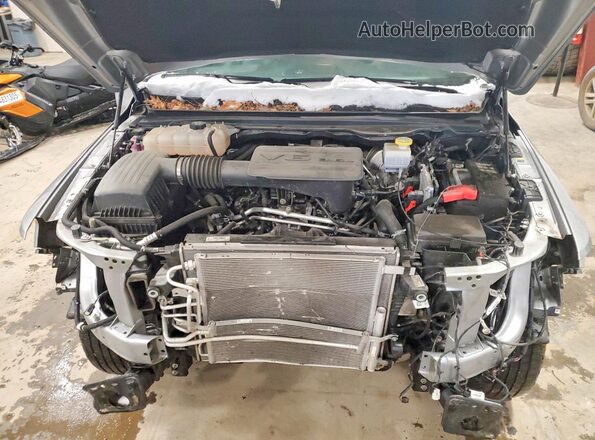 1C6RRFBG7RN150222 2024 RAM 1500 Silver უკანა სალონის ხედი