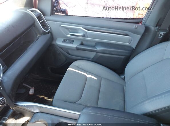 1C6SRFBT1MN527800 2021 RAM 1500 Red Front interior view
