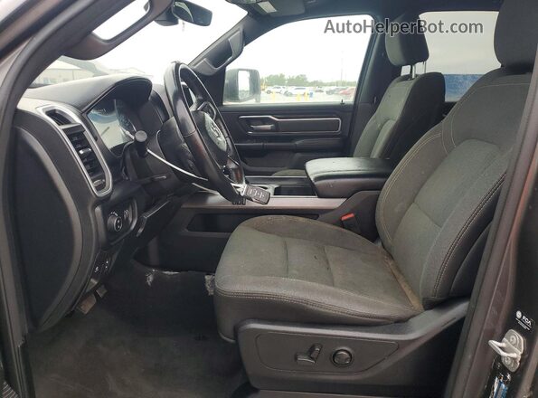 1C6SRFBTXNN131415 2022 RAM 1500 Black Front interior view