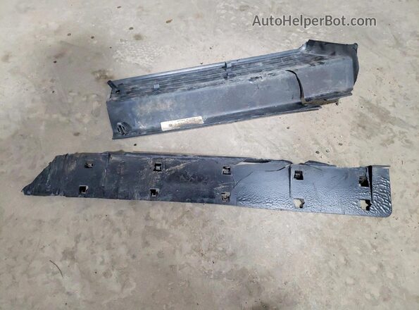 1C6SRFFM9MN696580 2021 RAM 1500 Black Engine compartment view
