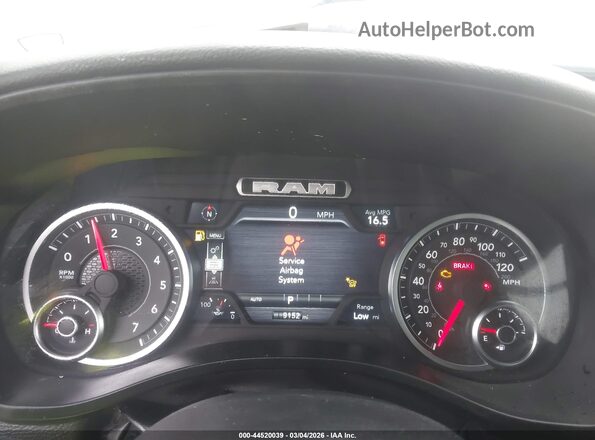 1C6SRFFP9TN168966 2026 RAM 1500 Black Vista de los asientos traseros