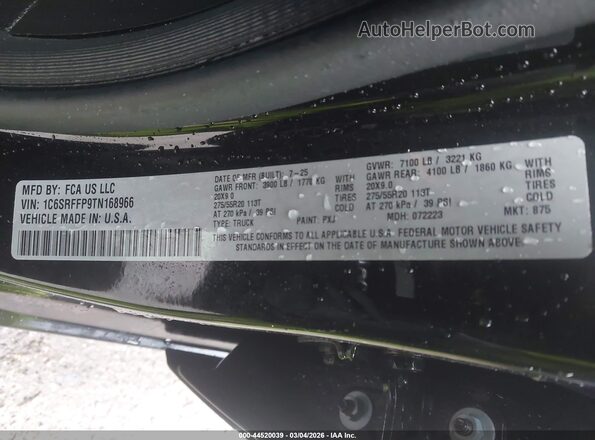 1C6SRFFP9TN168966 2026 RAM 1500 Black Vista del compartimento del motor