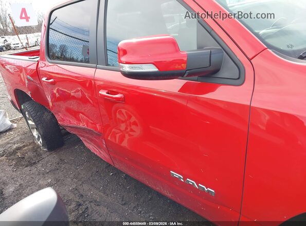 1C6SRFFT7NN430368 2022 RAM 1500 Red 360 interior view
