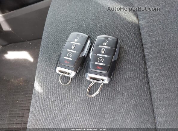 1C6SRFFT7NN430368 2022 RAM 1500 Red Dashboard view